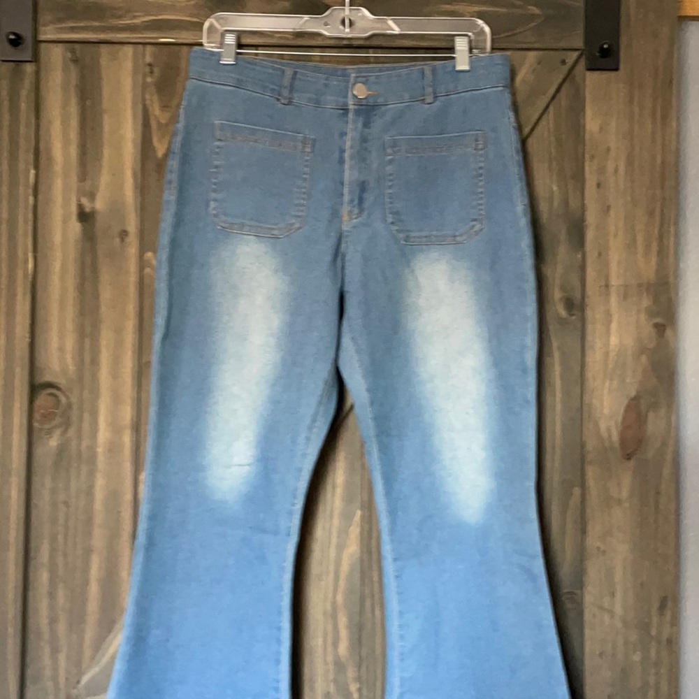 Ladies Stretch Bell Bottom Jeans - Picture 1 of 9